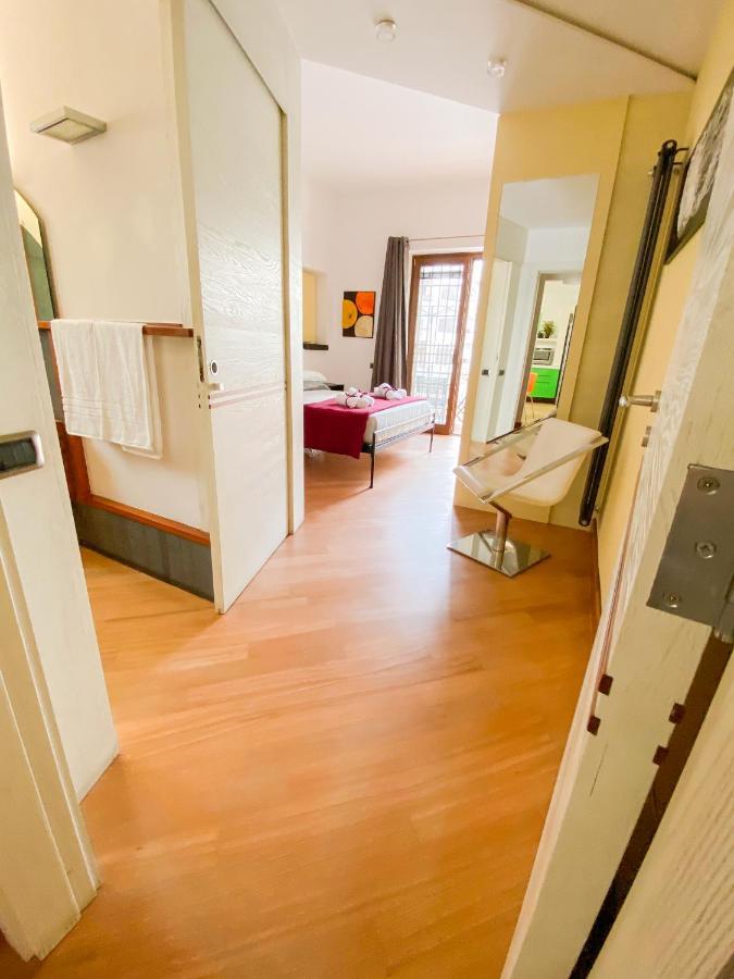 Phoenix House Неаполь Экстерьер фото
