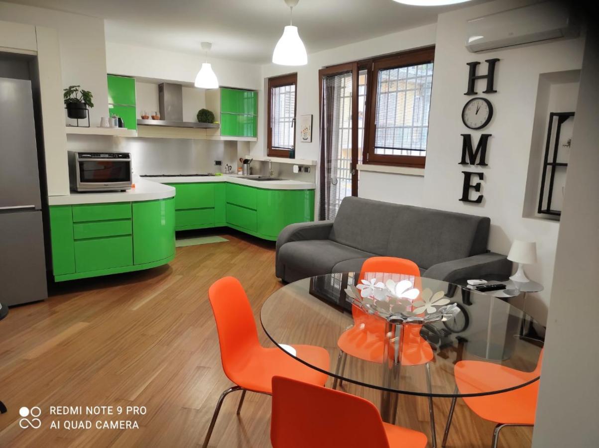 Phoenix House Неаполь Экстерьер фото